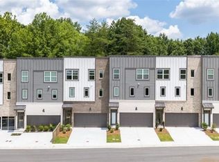 3432 Nectarine Ln, Peachtree Corners, GA 30092