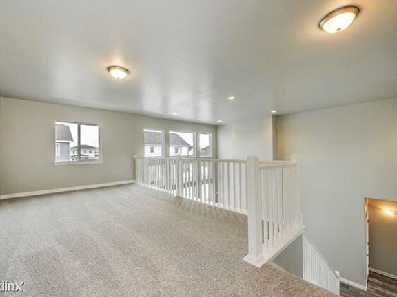 4th image of 2351 W Downy Dr