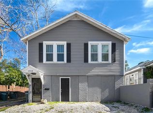 1908 Paulsen St, Savannah, GA 31401