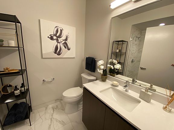 4th image of 816 N May St #605