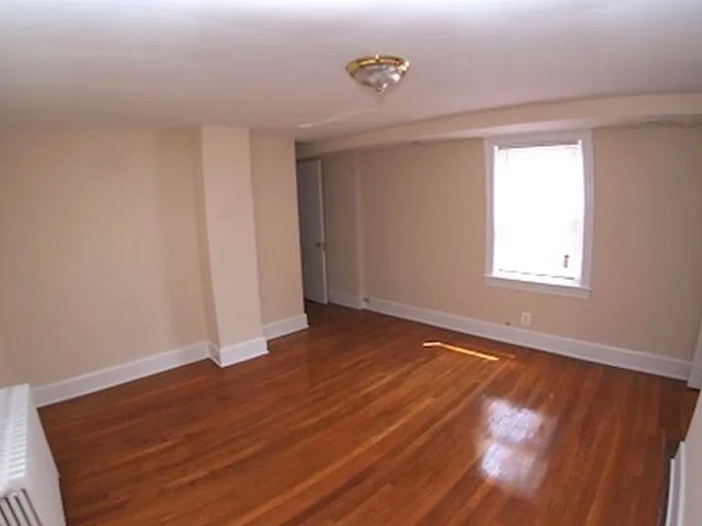 215 Culpeper St #A — Photo 8