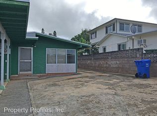 2470 Komo Mai Dr, Pearl City, HI 96782