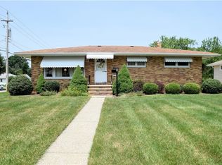 11598 Glamer Dr, Parma, OH
