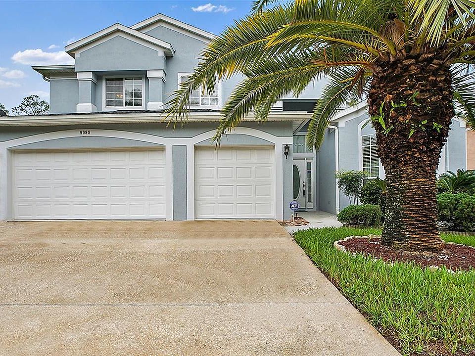 1st image of 9098 Hampton Landing Dr E