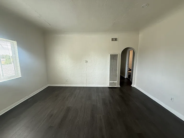329 W Magnolia St #6 — Photo 15