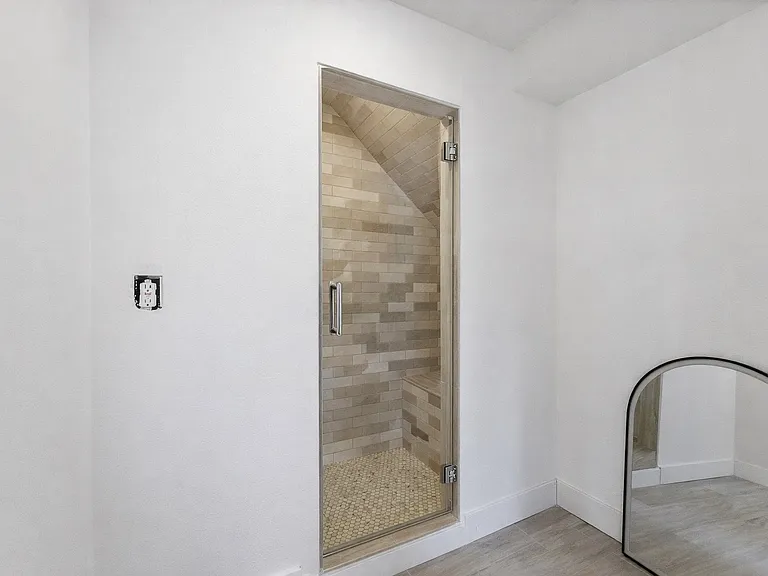 300 Moulton Ln #1 — Photo 47