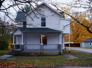 249 Front St, Rome City, IN 46784