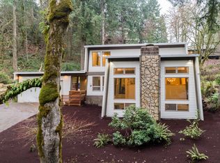 1990 Dogwood Dr, Eugene, OR