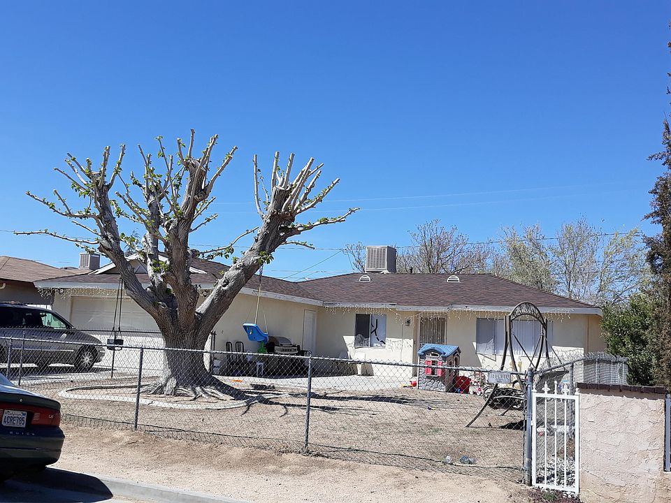 2nd image of 1535 Richfield Ave