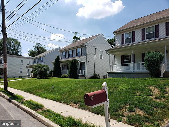 3rd image of 1021 Jackson St