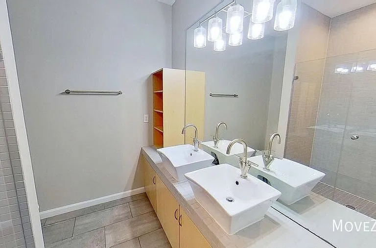 295 McDonald Ave — Photo 26