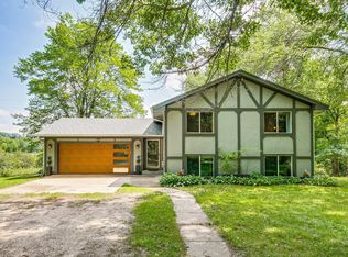 32405 Elk Ct, Stacy, MN 55079