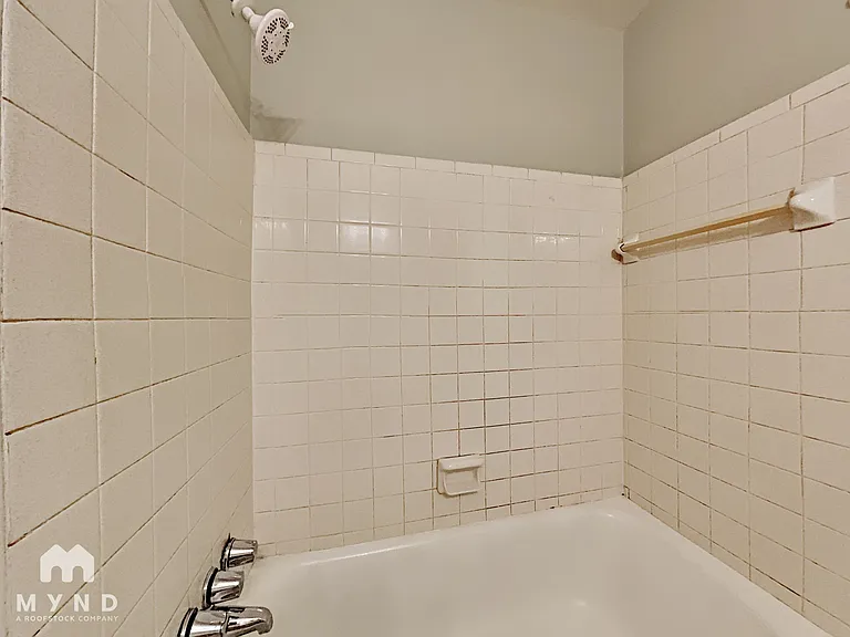 108 Winnetka Way — Photo 13