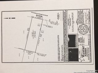 1015 Hough Ave, Adkins, TX 78101