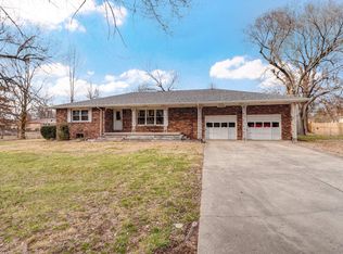 3159 W Seminole St, Springfield, MO 65807