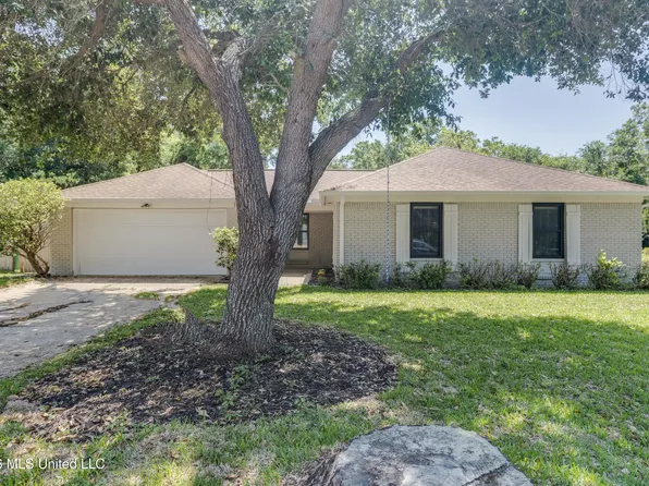 103 Dogwood Dr, Gulfport, MS 39507