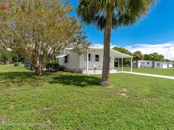8164 Highpoint Blvd, Brooksville, FL 34613