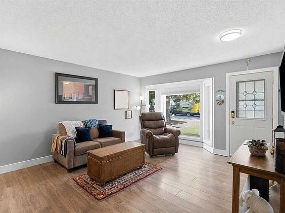 5th image of 5016 N 48th St