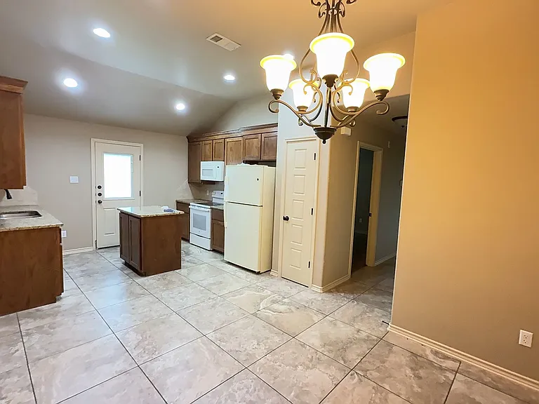 2111 Bachelor Button Blvd #A — Photo 4