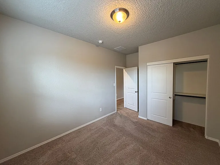 7005 Silver Moon Rd NW — Photo 6