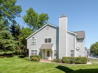 61 Weatherhill Rd #1701, Hamburg, NJ 07419