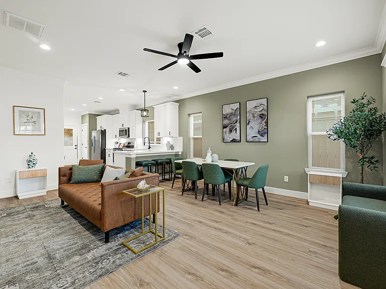 3833 Seabrook St #B — Photo 16