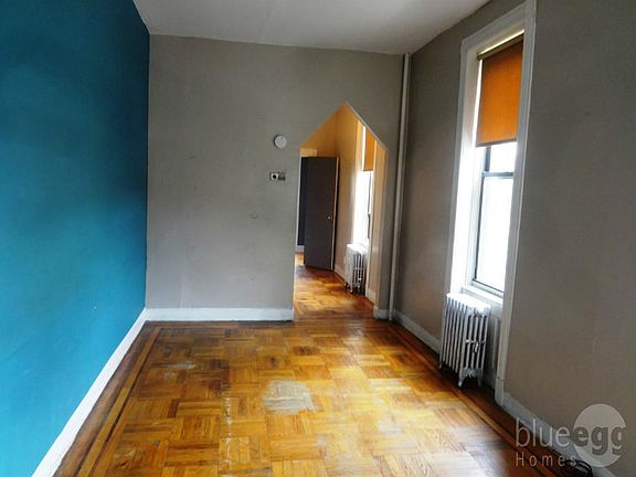 4th image of 247 Suydam St APT 2F