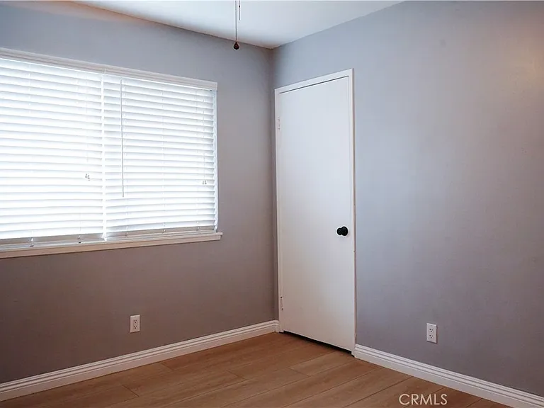 1695 E Avenida De Las Flores — Photo 11