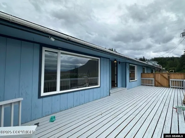 203 3rd St, Wrangell, AK 99929