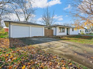 2403 W 78th Ave, Merrillville, IN 46410