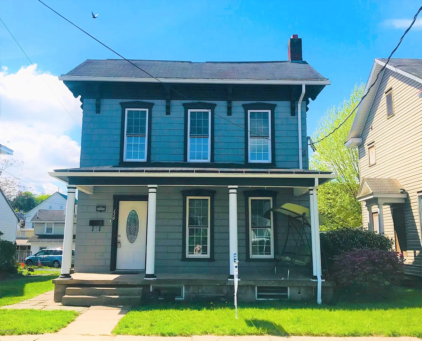 116 S Center St photo 1