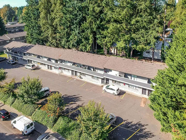 Olympia Townhouses — Photo 1