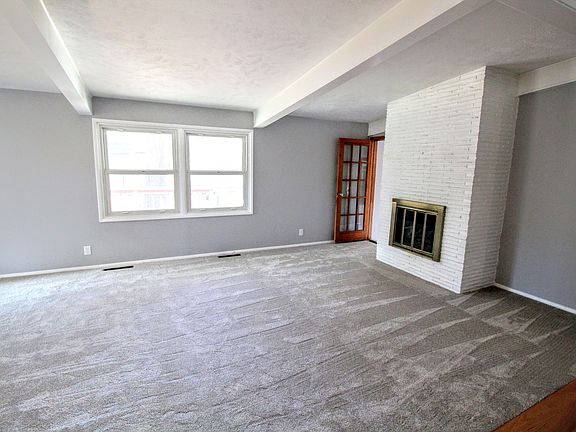 5th image of 1235 Eastridge Dr