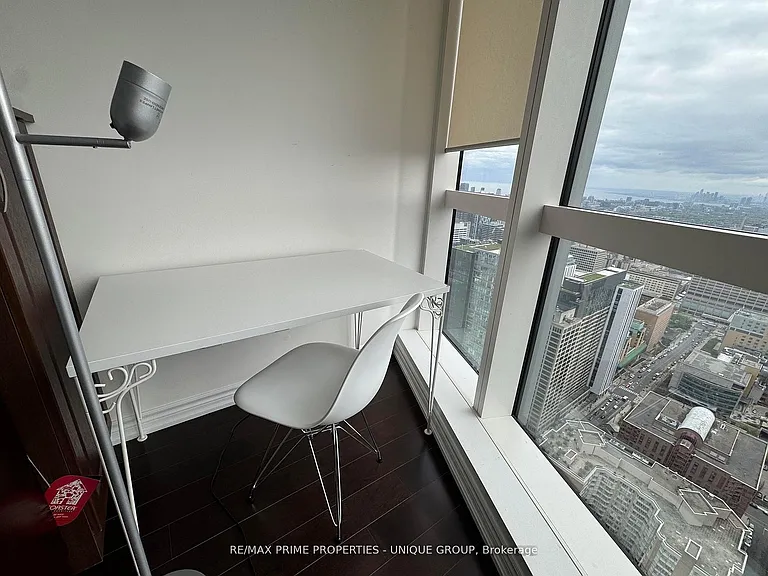 386 Yonge St #5316 — Photo 9