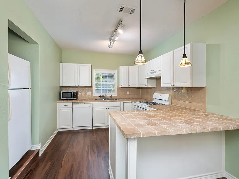 8823 San Benito Way — Photo 13