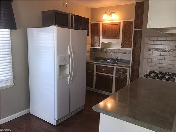 3rd image of 268 Parkgate Ave