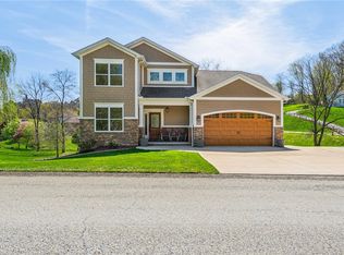 137 Hope Ct, Greensburg, PA 15601