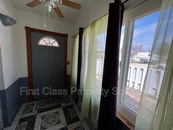3rd image of 4716 SE 27th St