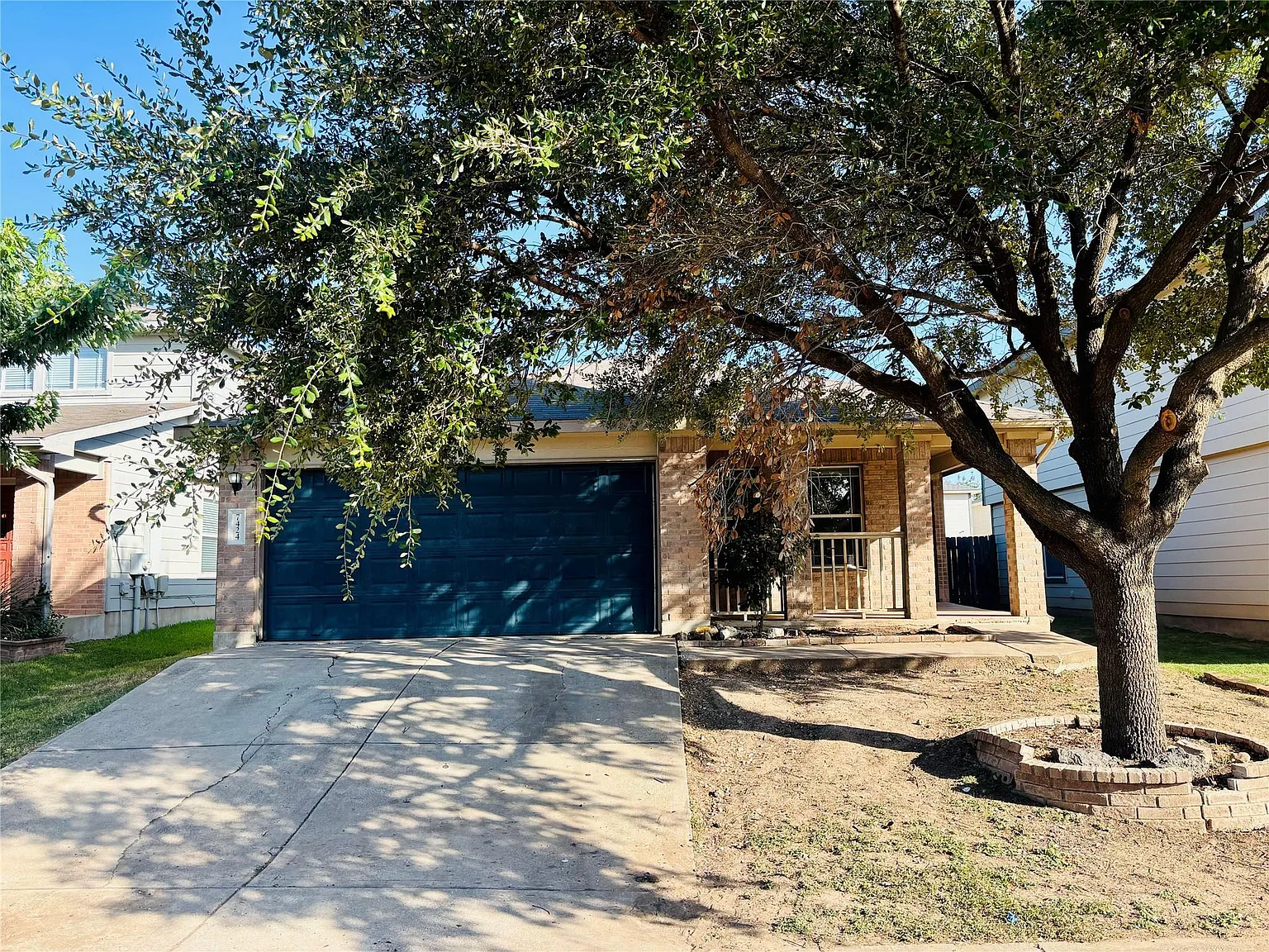4 bed, 2.0 bath, 1586 sqft, $2,200 — Photo 2