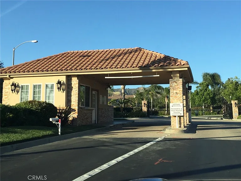 19850 Sierra Meadows Ln — Photo 53