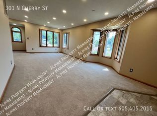 301 N Cherry St, Lennox, SD 57039