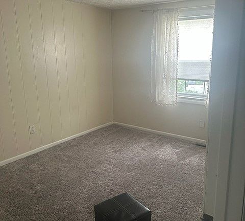 3rd image of 4215 Bitterroot Dr