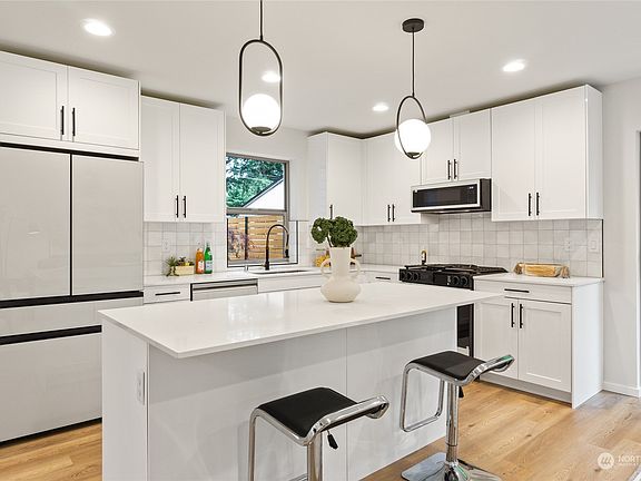 2nd image of 14021 Ashworth Avenue N