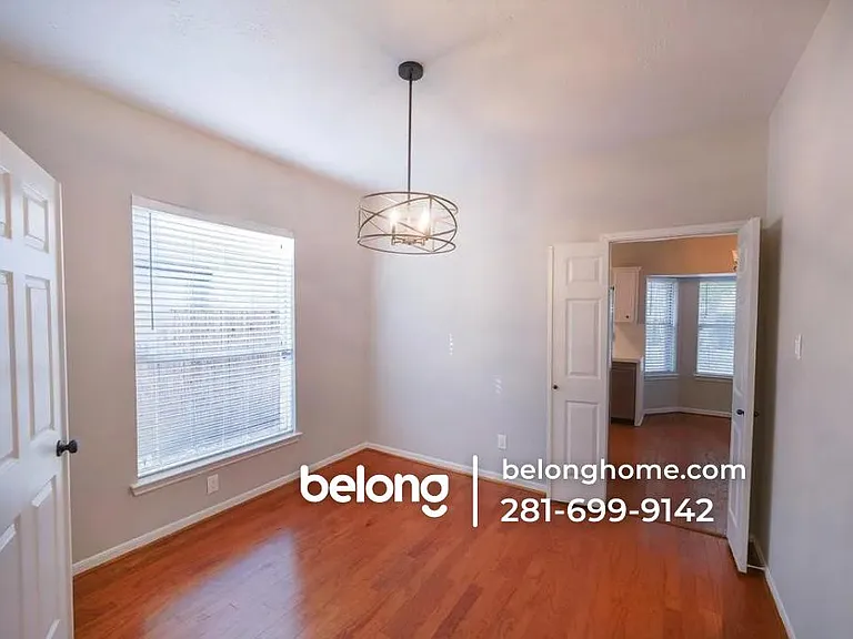 17743 Seven Pines Dr — Photo 15