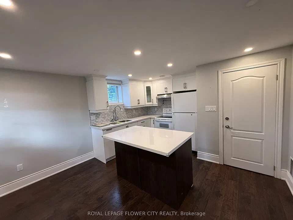 66 Ikley Rd