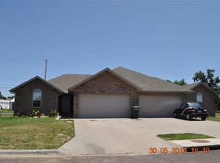 1301 Woodland Rdg #A, Monett, MO 65708