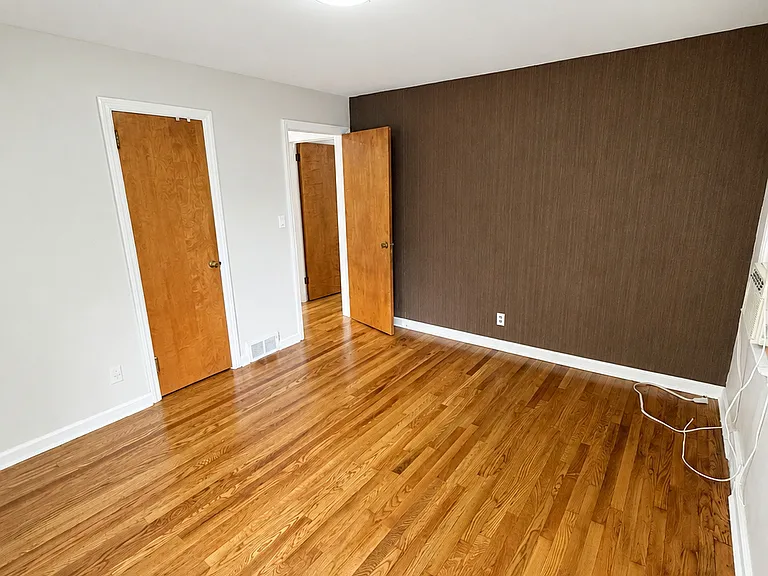 22 Springbrook Rd — Photo 21