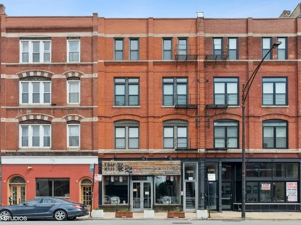1156 W Grand Ave #301, Chicago, IL 60642