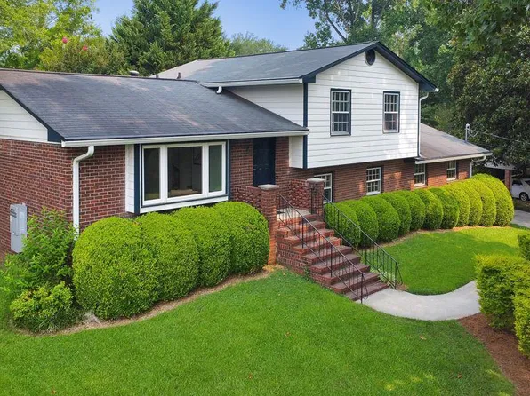 2811 Fernvalley Rd, Marietta, GA 30066