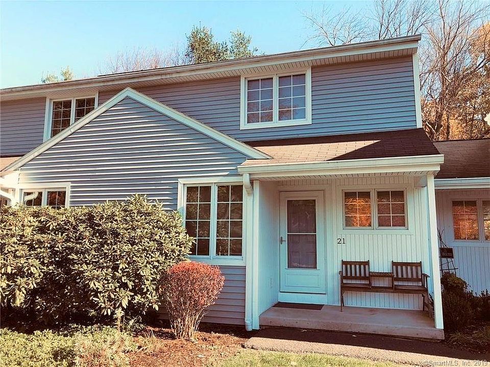 1st image of 21 Willow Brook Dr #21